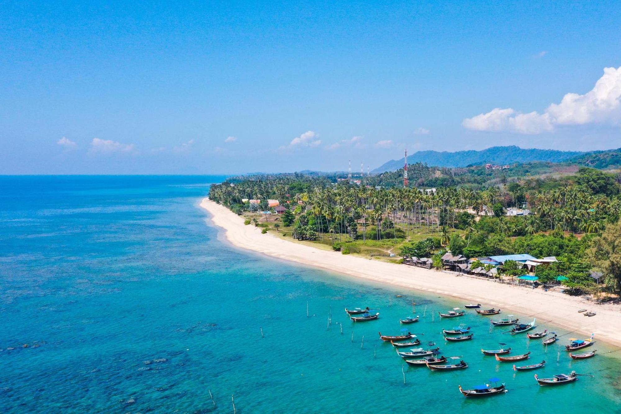 Manao Pool Villa 45 - 5 Mins Walk To The Beach Koh Lanta Exterior photo